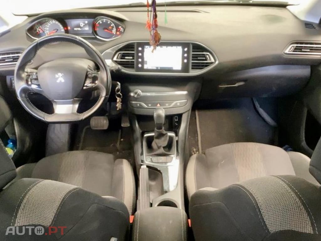 Peugeot 308 Peugeot 308 1.2 e-THP Style