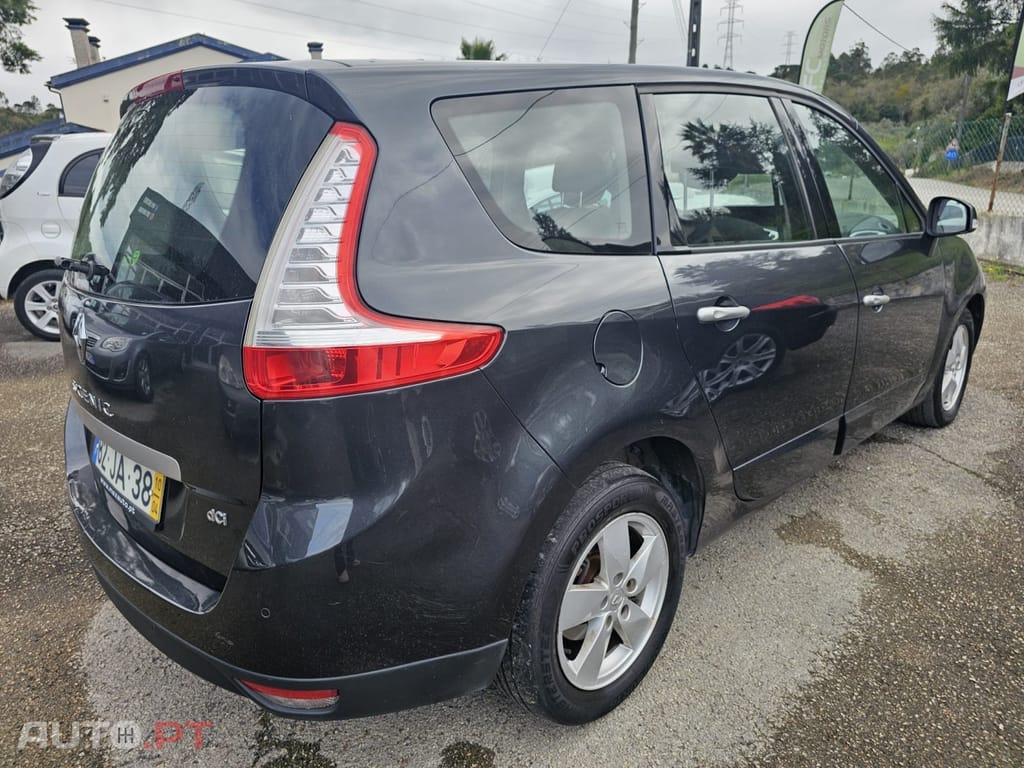 Renault Grand Scénic 1.5 dCi Dynamique S 7L