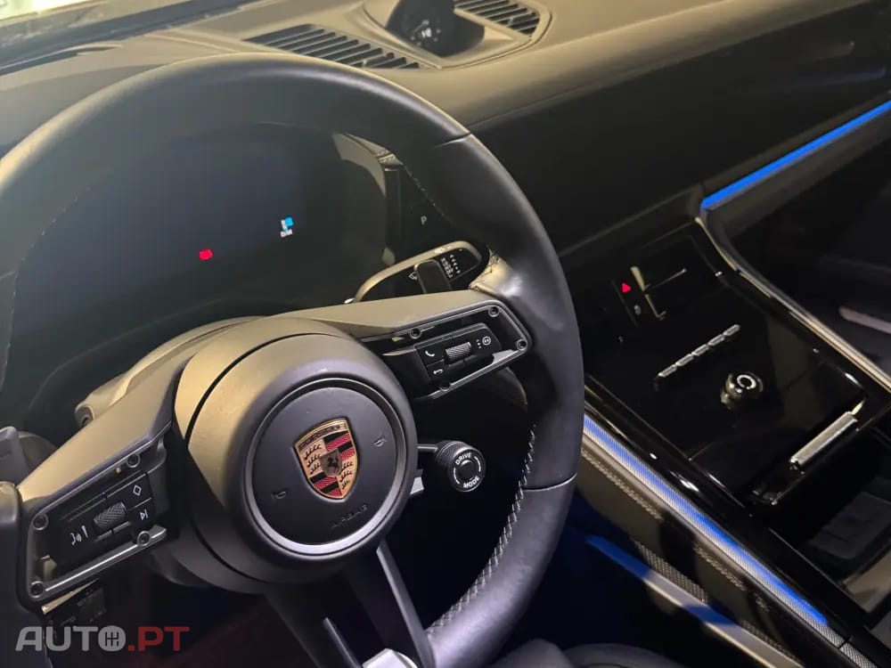 Porsche Panamera 4 E-Hybrid