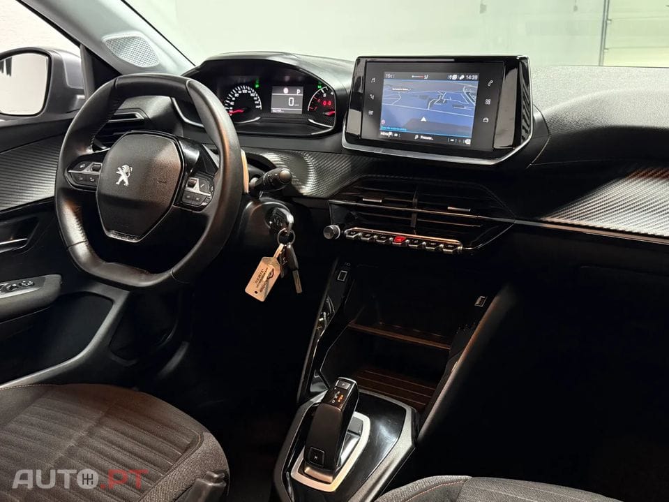 Peugeot 208 PureTech 100 EAT8 Active Pack