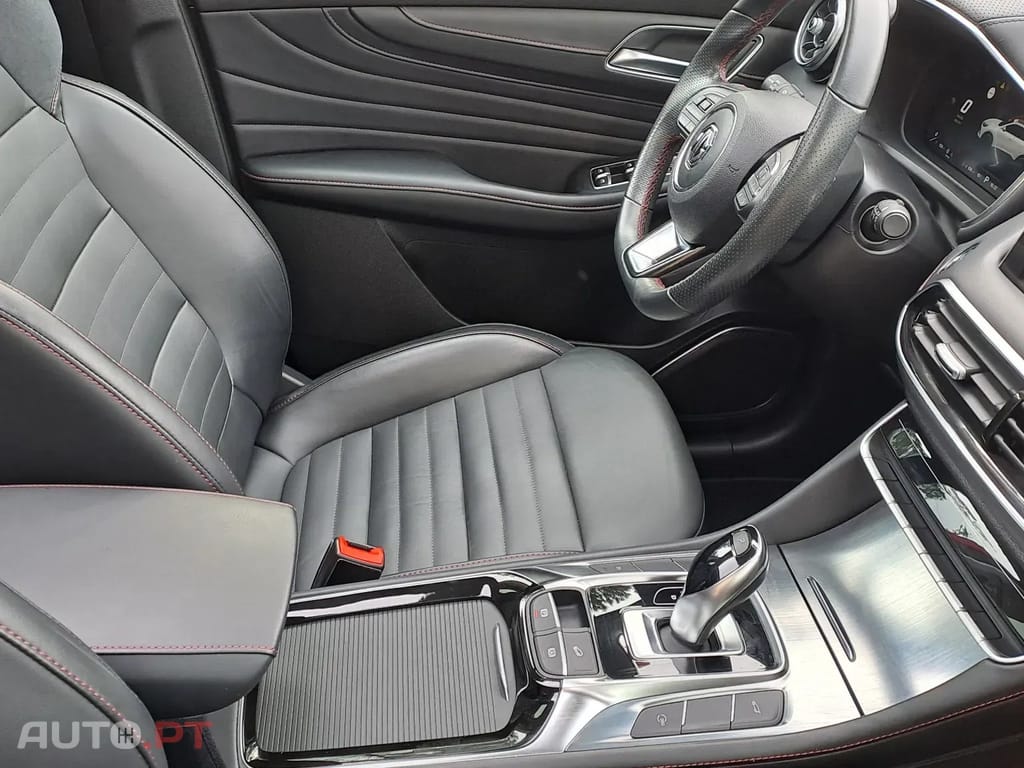 MG EHS 1.5 T-GDI Plug-in Hybrid Luxury