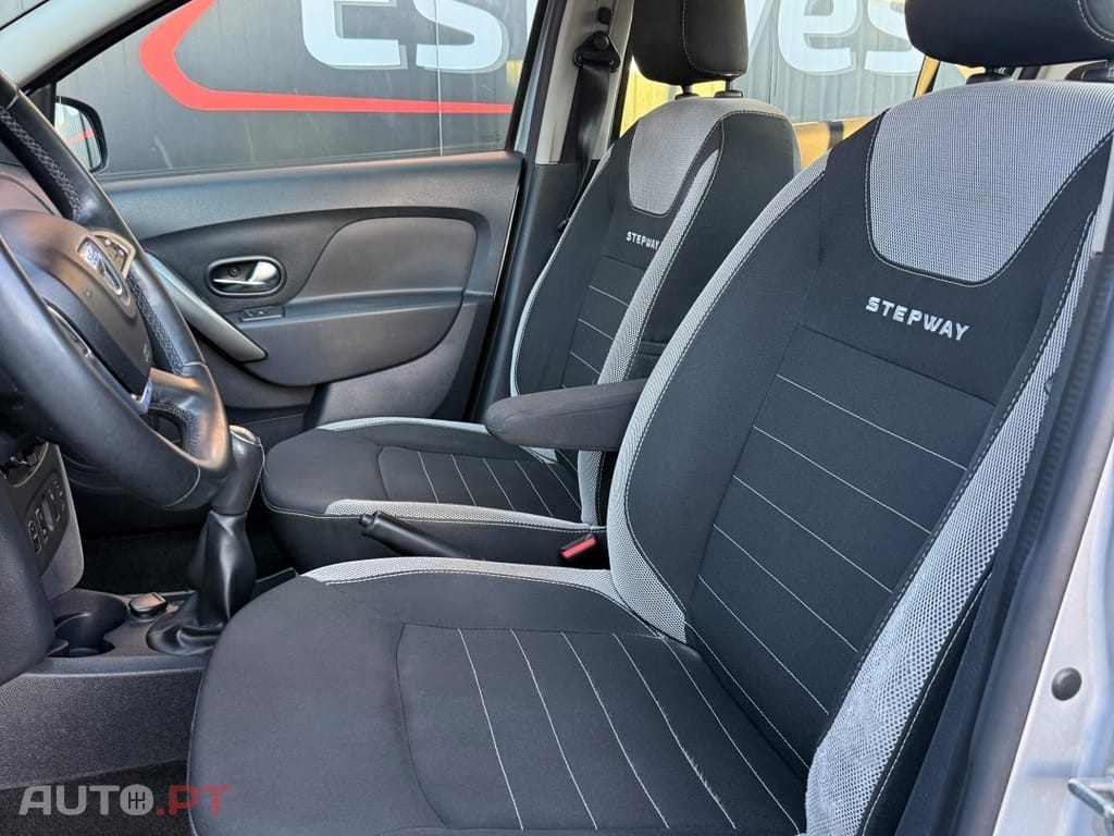 Dacia Sandero 1.5 dCi Stepway — fotografia 10