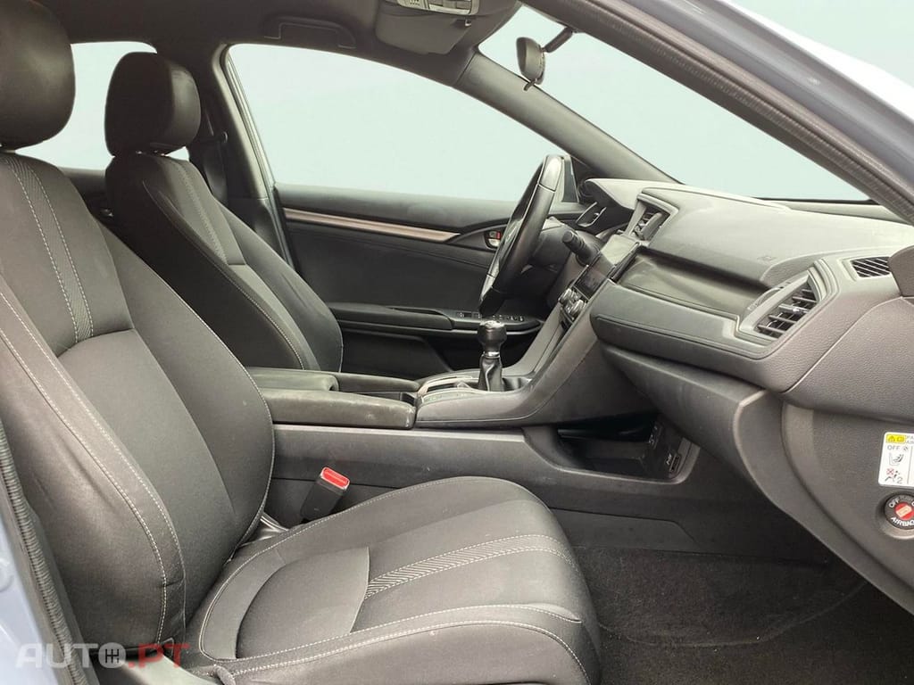 Honda Civic 1.0 i-VTEC Elegance