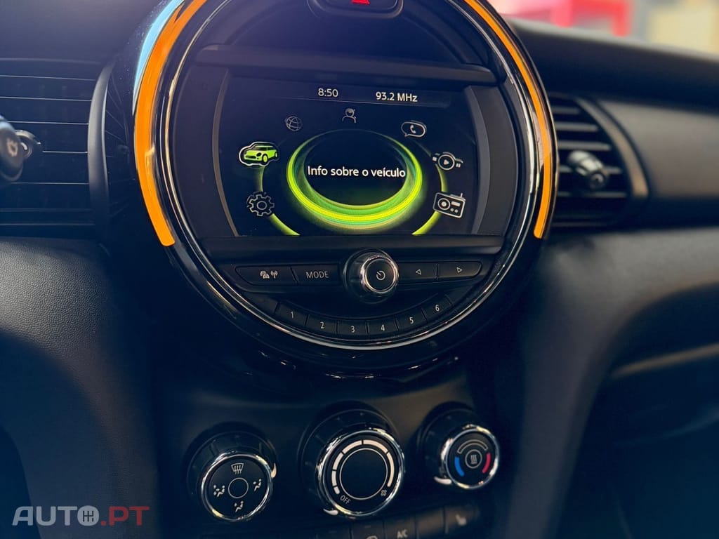 MINI Cooper Cooper D