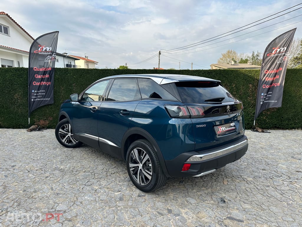 Peugeot 3008 1.2 PureTech 130 Stop & Start Allure Business-Pack