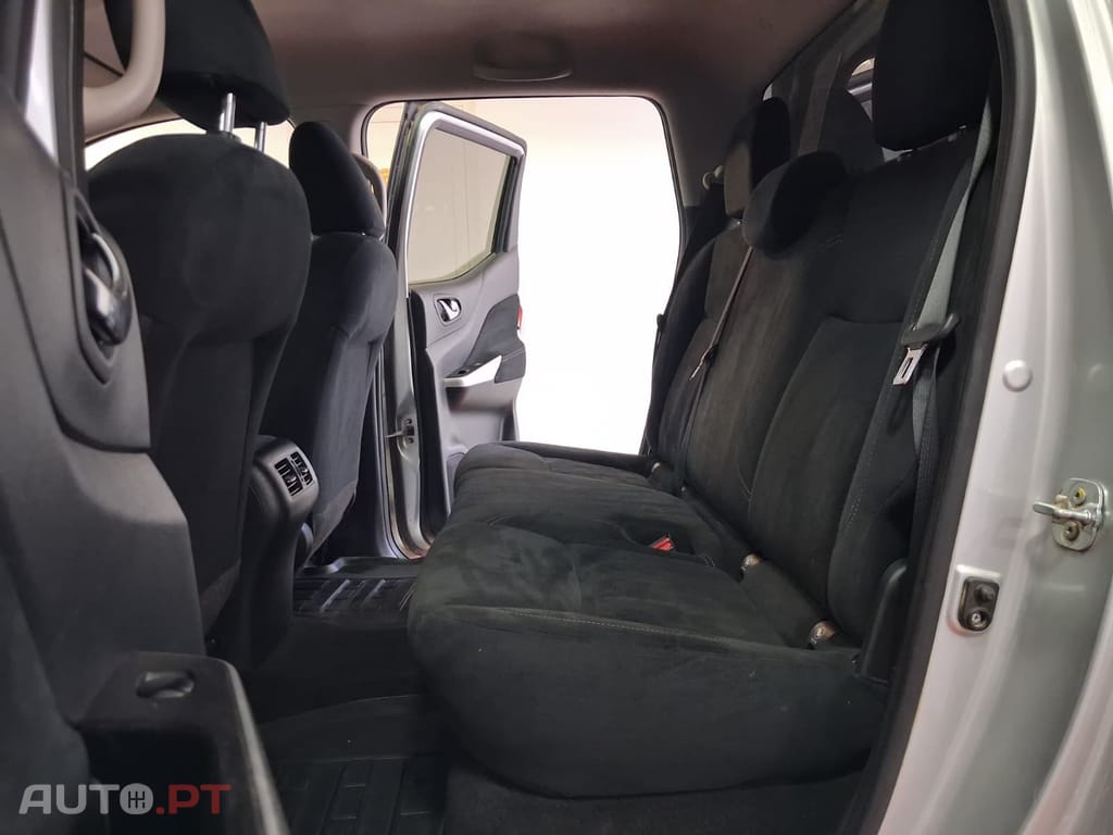 Nissan Navara 2.3 dCi CD 4WD N-Connecta