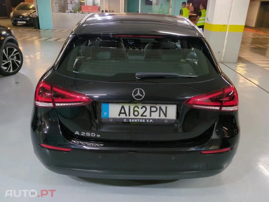 Mercedes-Benz A 250 e Style Plus