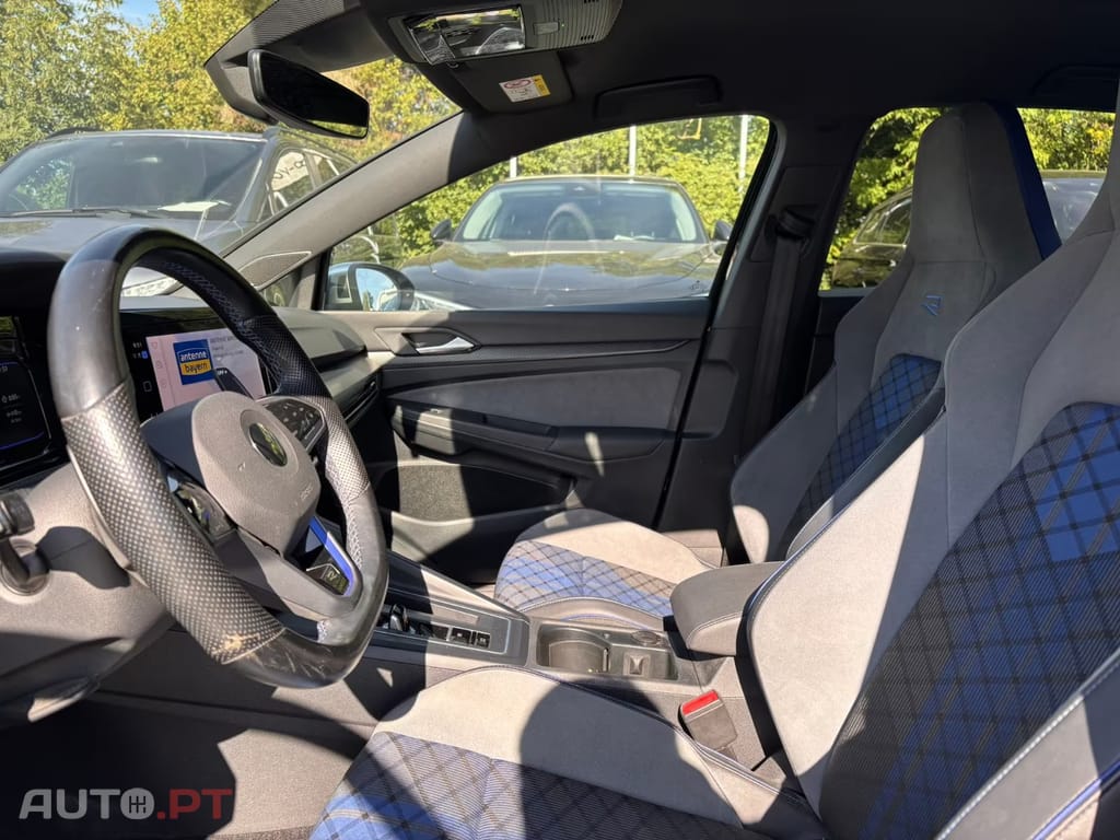 Volkswagen Golf 2.0 TSI R DSG