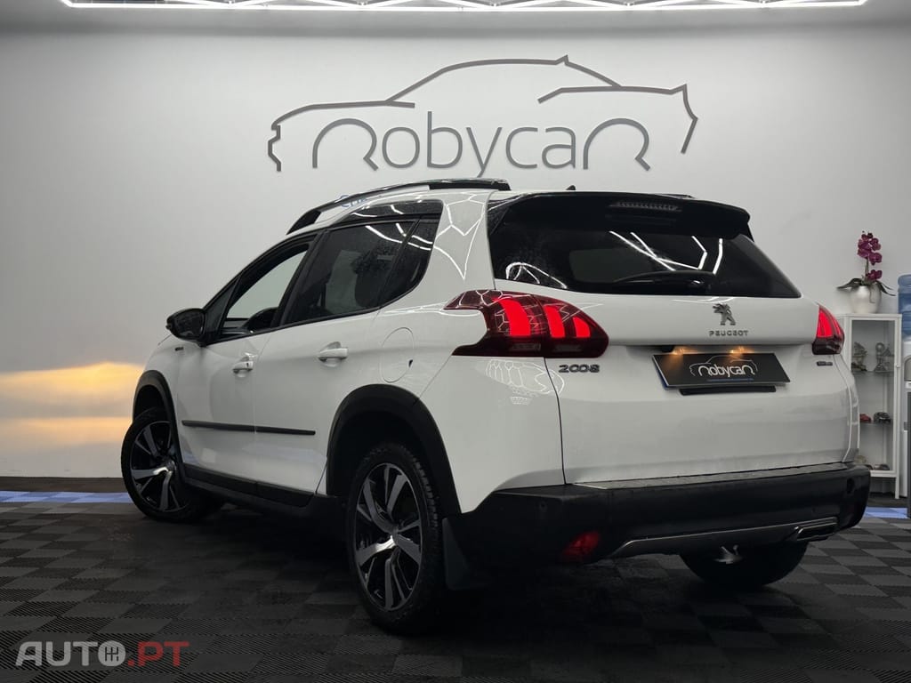 Peugeot 2008 1.2 PureTech GT Line