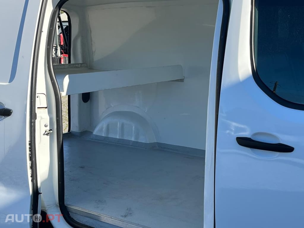 Toyota Proace 1.6 D-4D L1 Porta Tr.Basculante