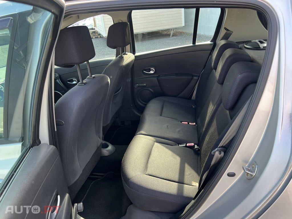 Renault Clio 1.2 16V Dynamique