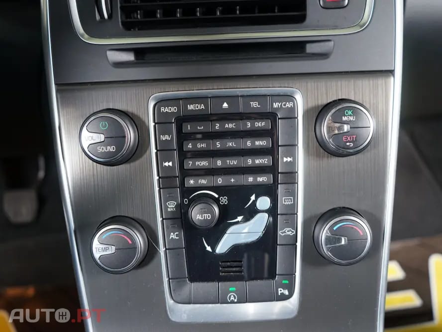 Volvo V60 1.6 D2 Momentum Eco