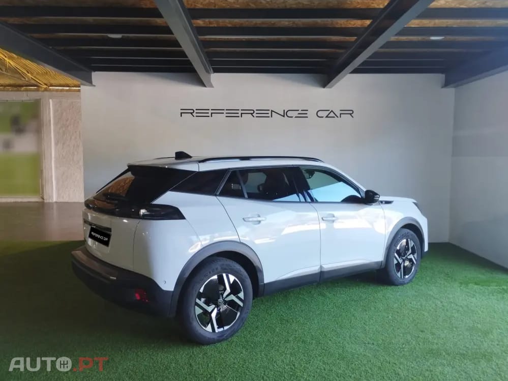 Peugeot E-2008 50 kWh Allure