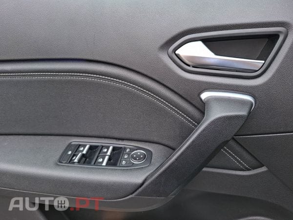 Renault Captur 1.0 TCe 100 Bi-Fuel techno