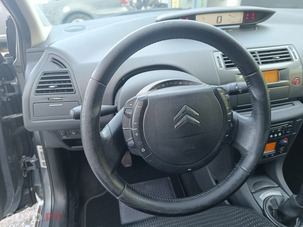 Citroen C4 1.4 16V SX RFM