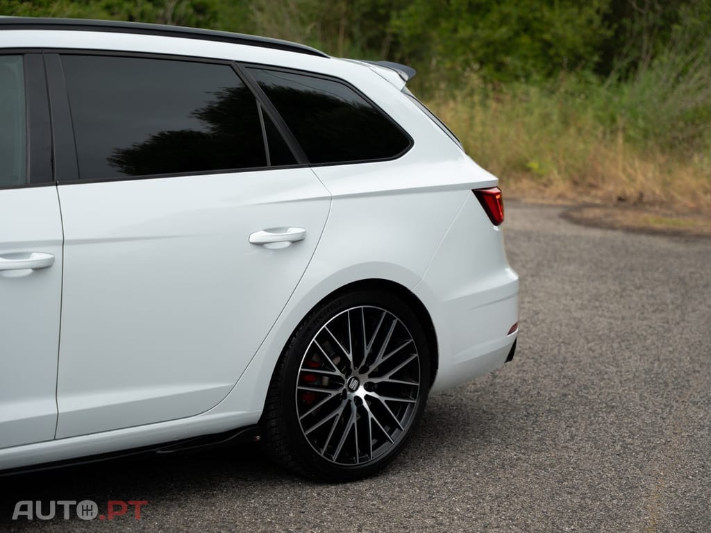 Seat Leon 2.0 TSI S&S DSG Cupra 300