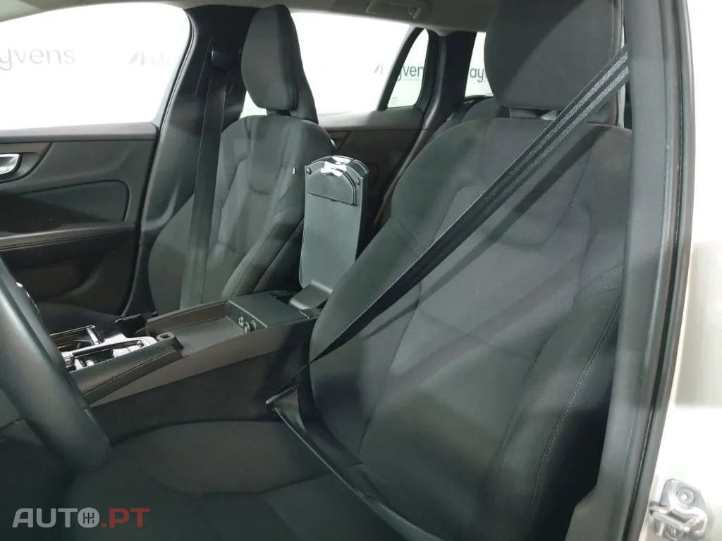 Volvo V60 2.0 T6 AWD TE R-Design Expression