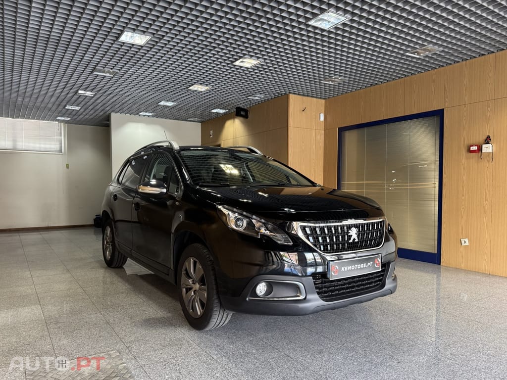 Peugeot 2008 1.2 PureTech Style