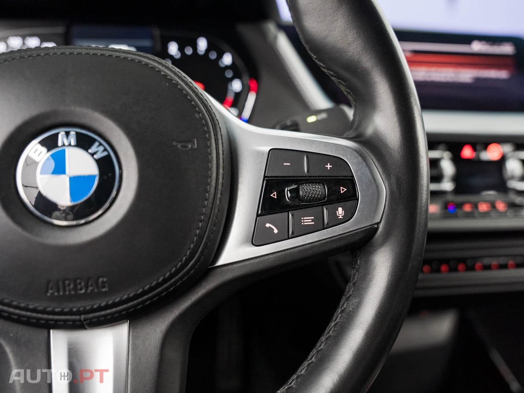 BMW 216 d Pack Desportivo M