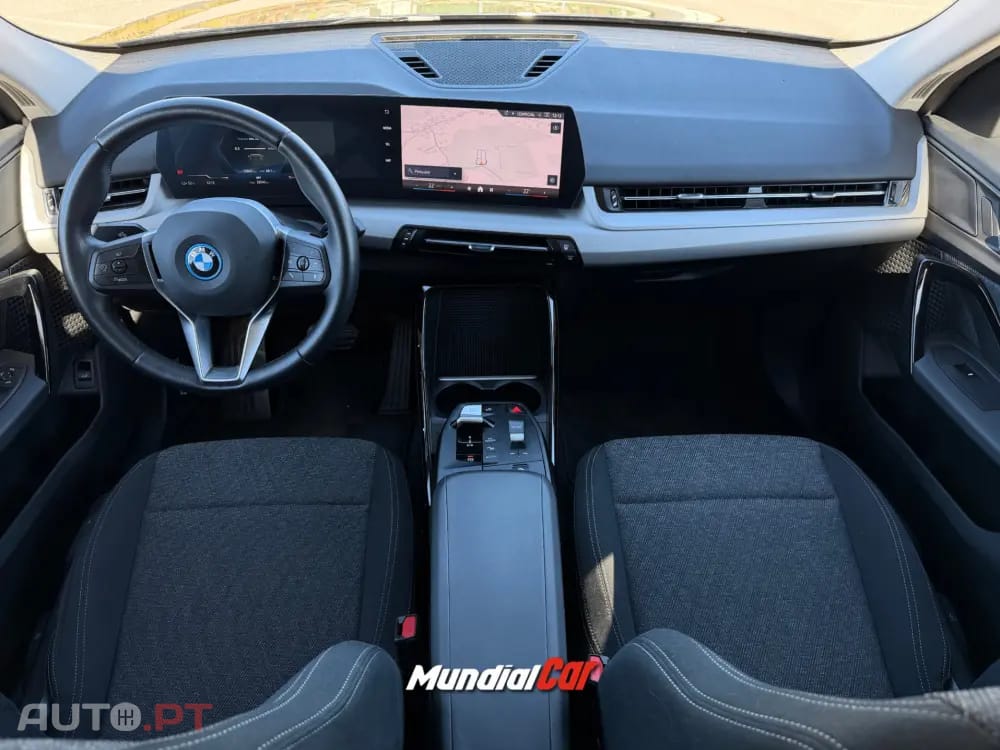 BMW iX2 eDrive20
