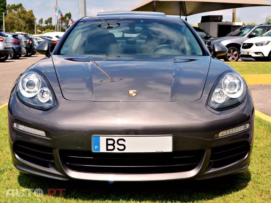 Porsche Panamera Platinum Edition