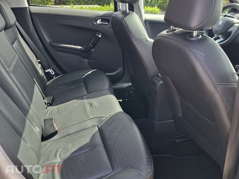 Peugeot 208 1.6 e-HDi Active 2-Tronic