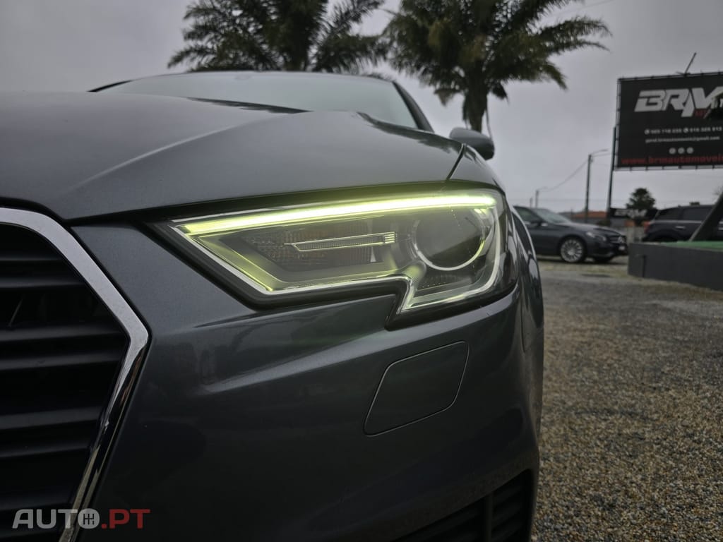 Audi A3 30 TFSI STRONIC