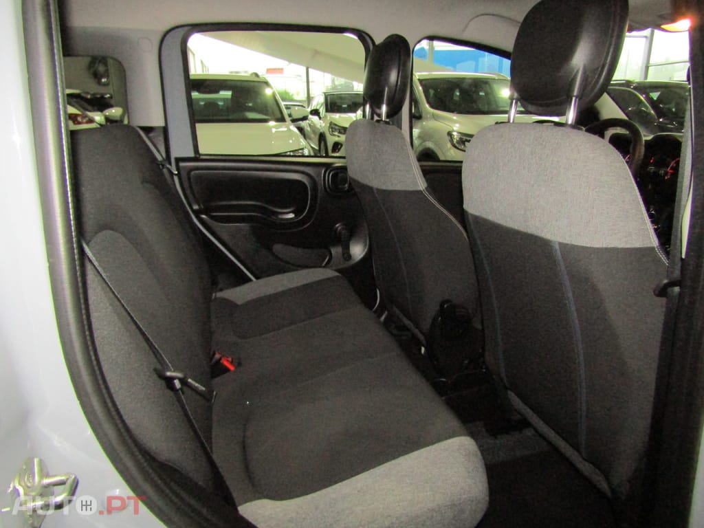 Fiat Panda 1.0 Hybrid Cross