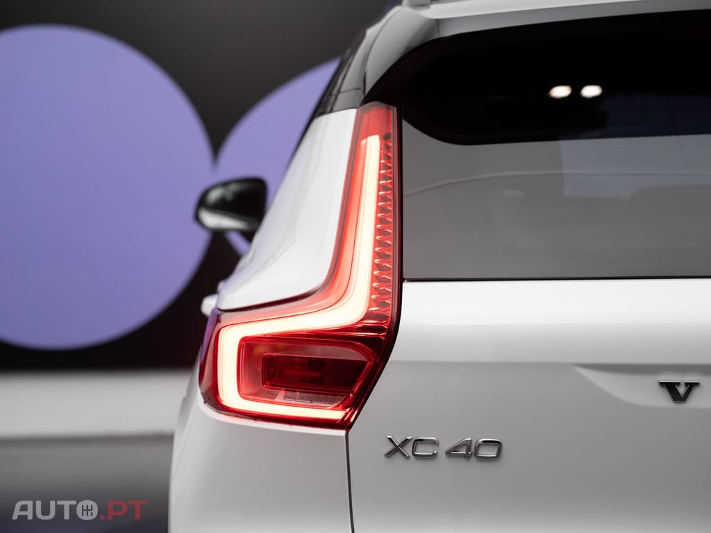 Volvo XC40 Recharge Extended Range Core