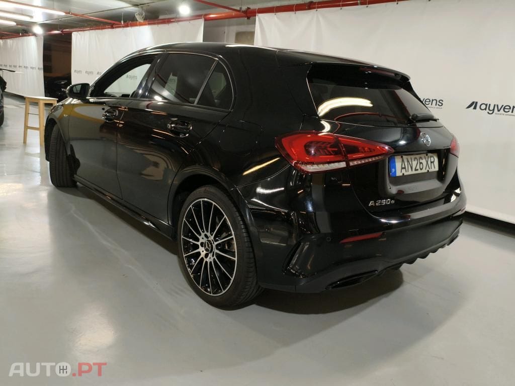 Mercedes-Benz A 250 e AMG Line