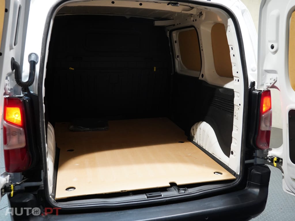 Peugeot Partner 1.5 BlueHDi Pro Standard