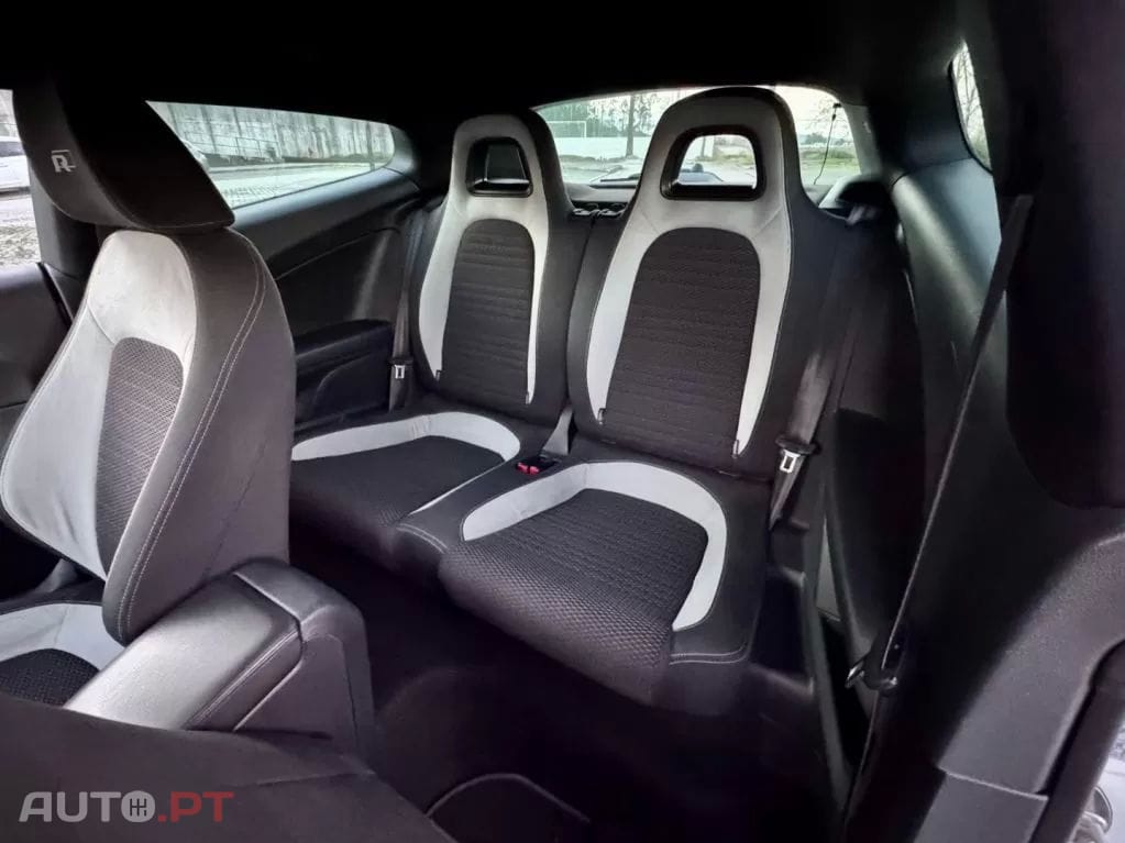 Volkswagen Scirocco 2.0 TDI R-Line