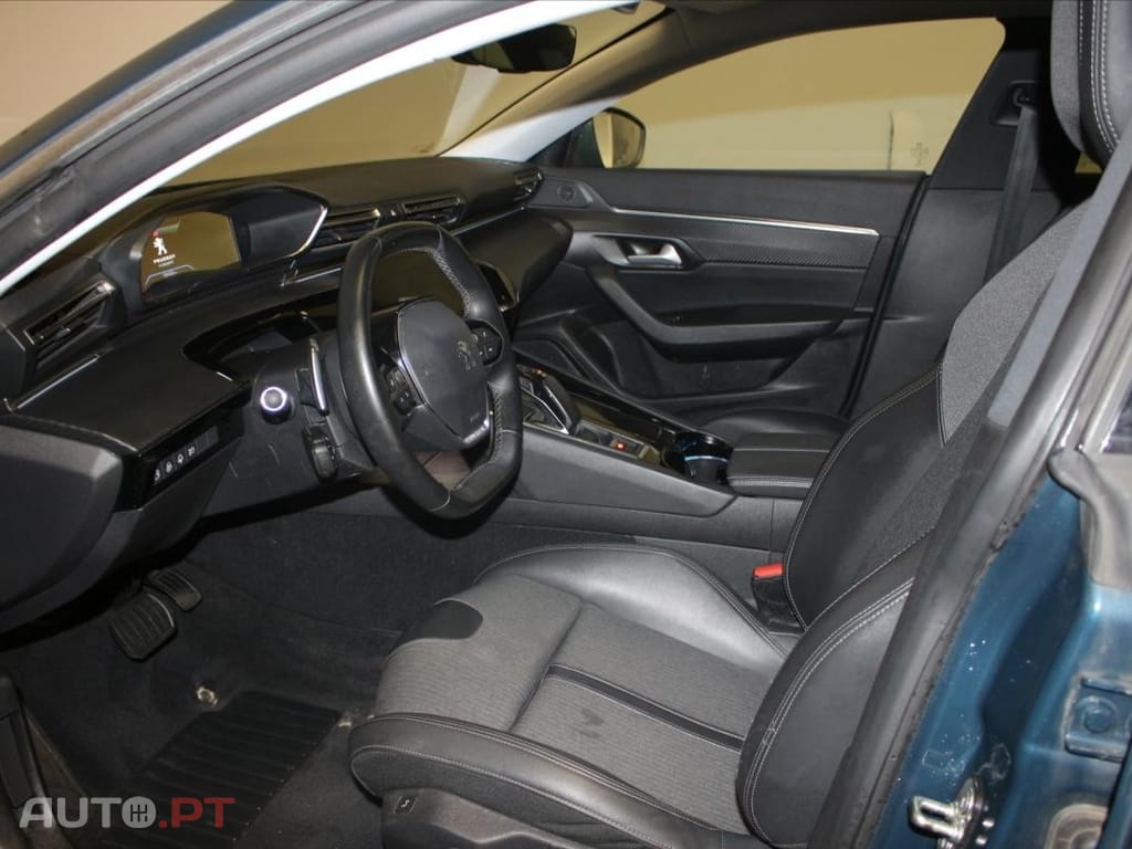 Peugeot 508 SW 1.6 Hybrid Allure Pack e-EAT8