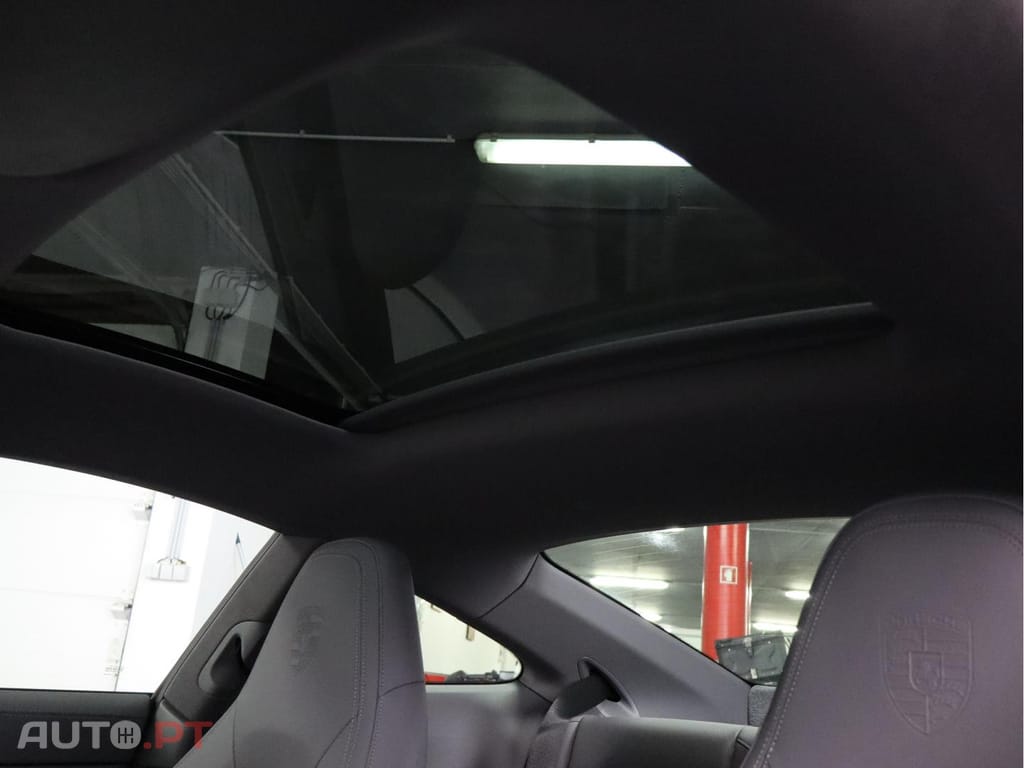 Porsche 911 Carrera 4 S Coupé (992)