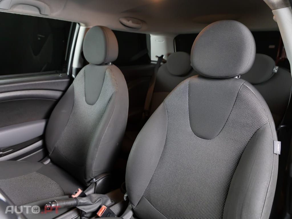 MINI Cooper One D