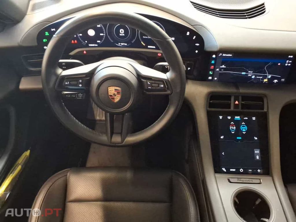 Porsche Taycan Standard