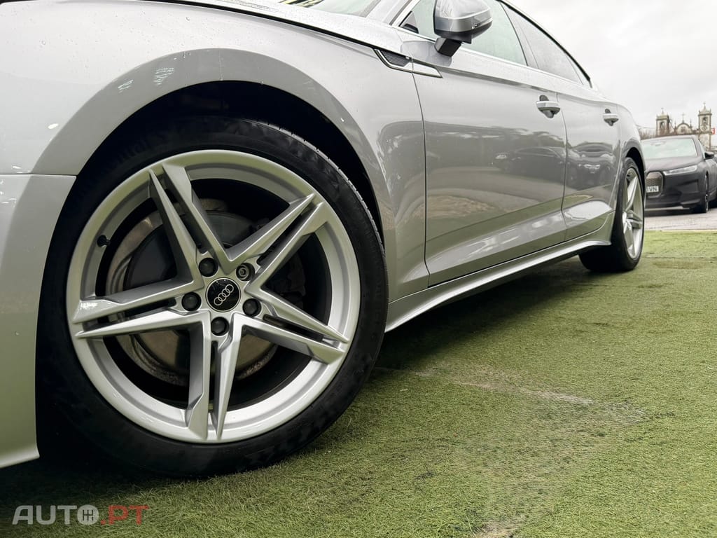 Audi A5 35 TDI Advanced S tronic