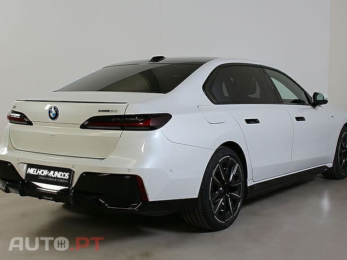 BMW i7 eDrive50 Pack Desportivo M