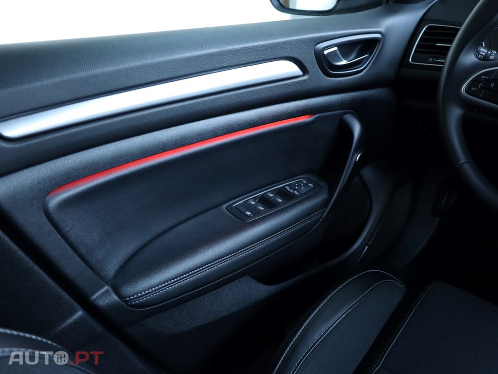 Renault Mégane Sport Tourer 1.6 E-Tech Plug-In Hybrid Equilibre