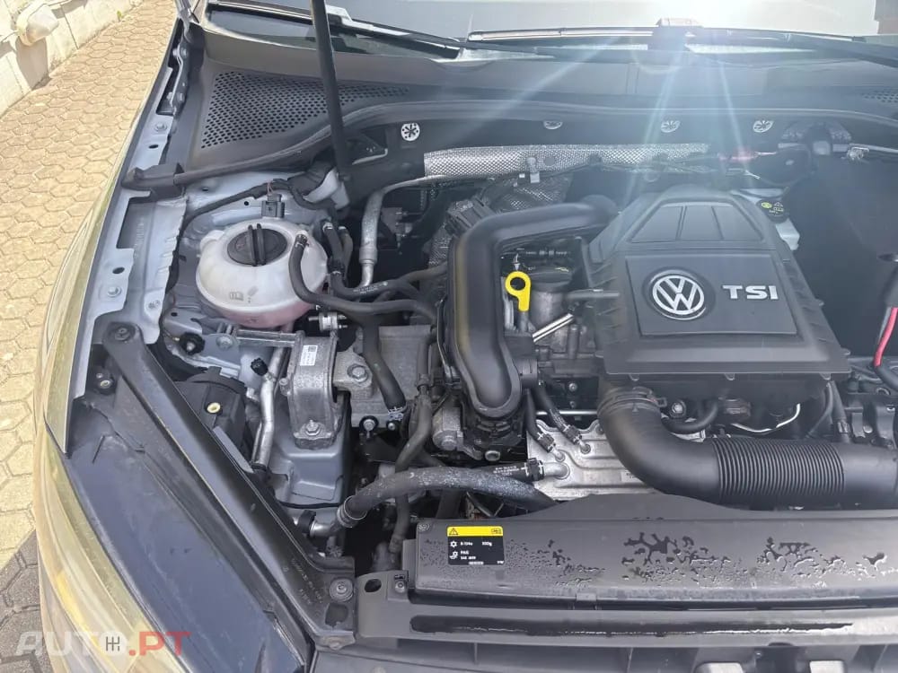 Volkswagen Golf 1.0 TSI Trendline