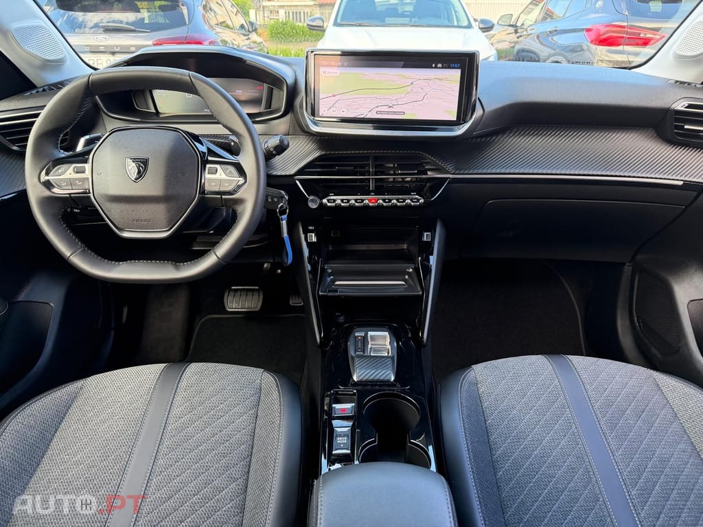 Peugeot 208 1.2 Hybrid Allure e-DCS6