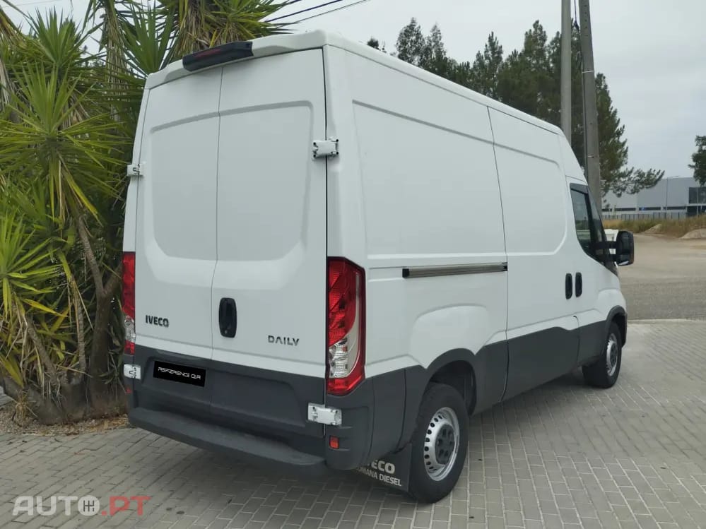 Iveco Daily 35S12V