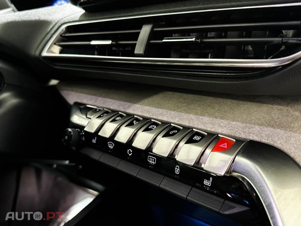 Peugeot 3008 1.6 Hybrid GT Pack e-EAT8