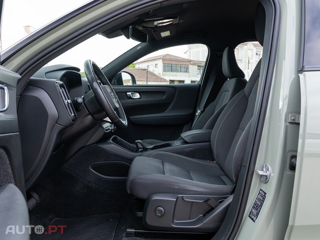 Volvo XC40 Recharge Plus