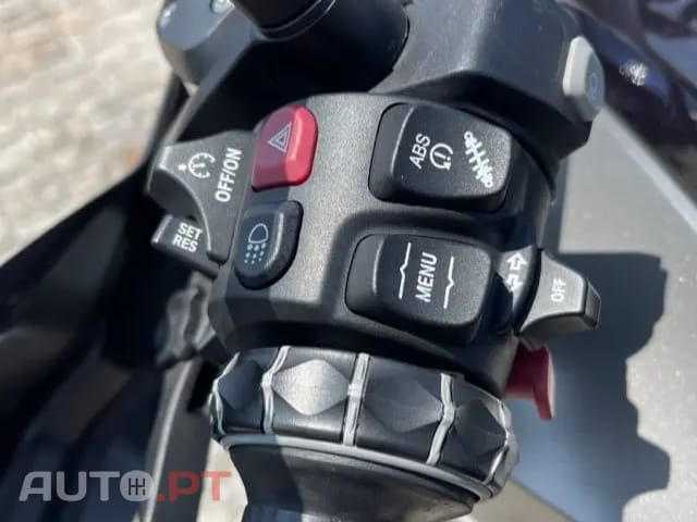 BMW C 650 GT 1200 GS Exclusive triple back