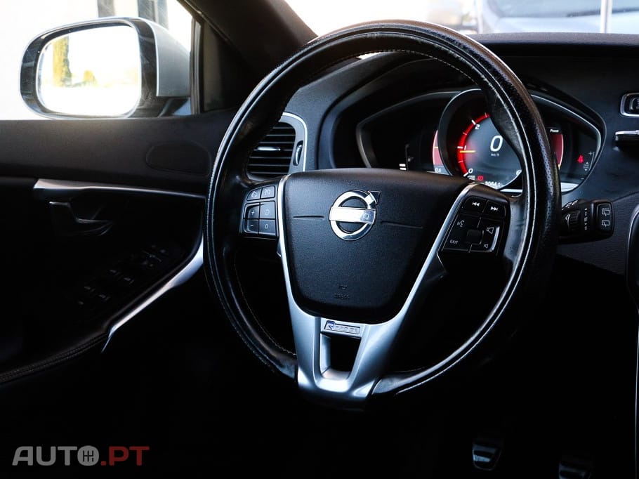 Volvo V40 1.6 D2 Eco R-Design