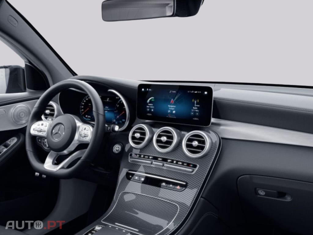 Mercedes-Benz GLC 300 e 4M AMG I.V.A DEDUTÍVEL