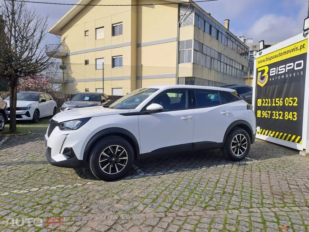 Peugeot 2008 PureTech 155 EAT8 GT