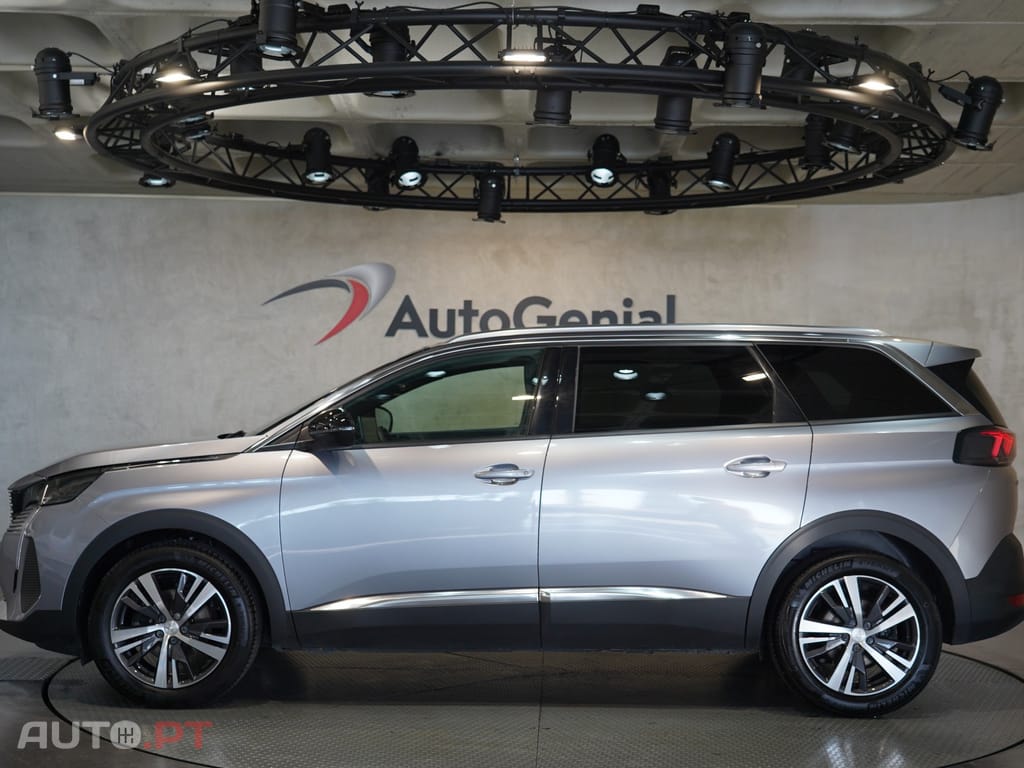 Peugeot 5008 1.2 PureTech Allure Pack