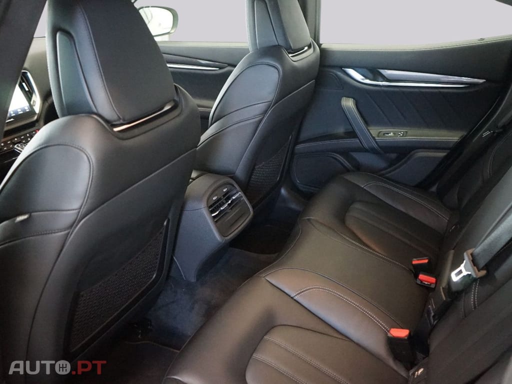 Maserati Ghibli I.V.A DEDUTIVEL GT Mild-Hybrid